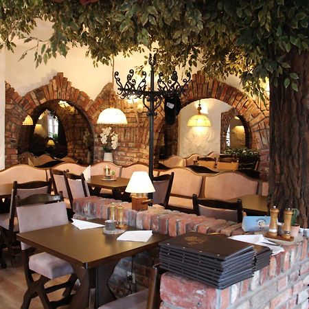 באד אמס Hotel Restaurant Adria Kroatien מראה חיצוני תמונה